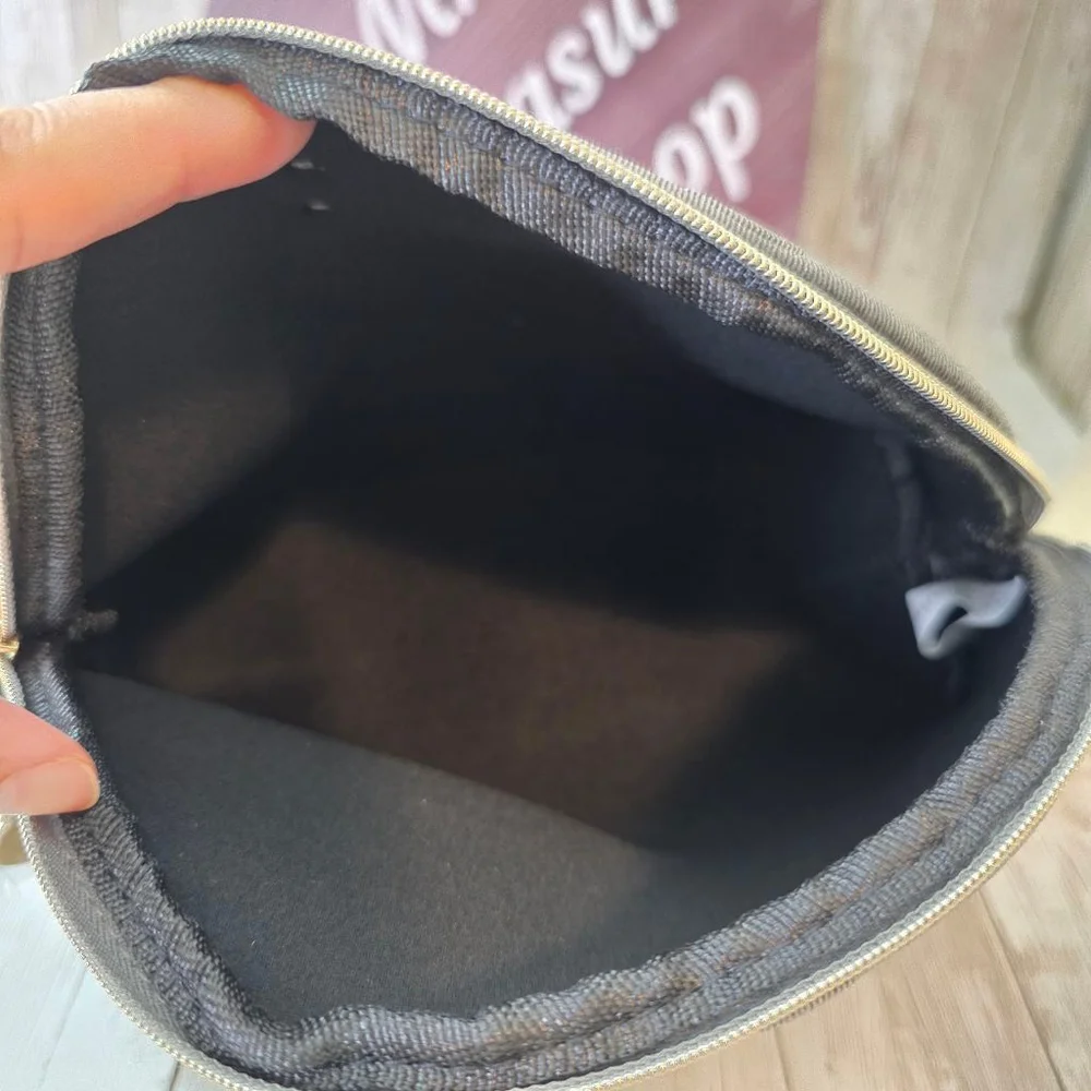 Kate Spade Gray Polka Dot Makeup Bag/Cosmetic Pouch